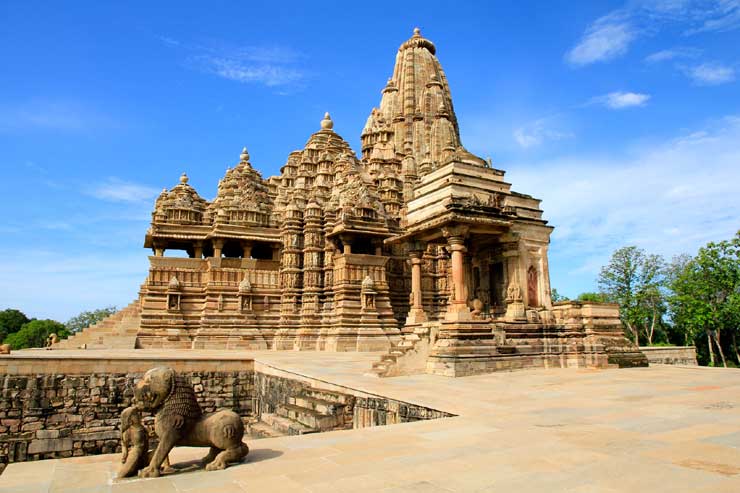 Gwalior Orchha Khajuraho with Varanasi Tour Package